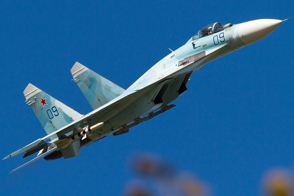   Су-27