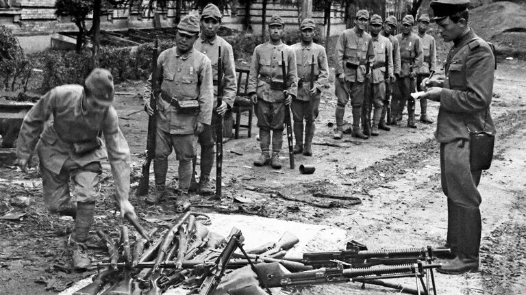 Фото: Евгений Халдей