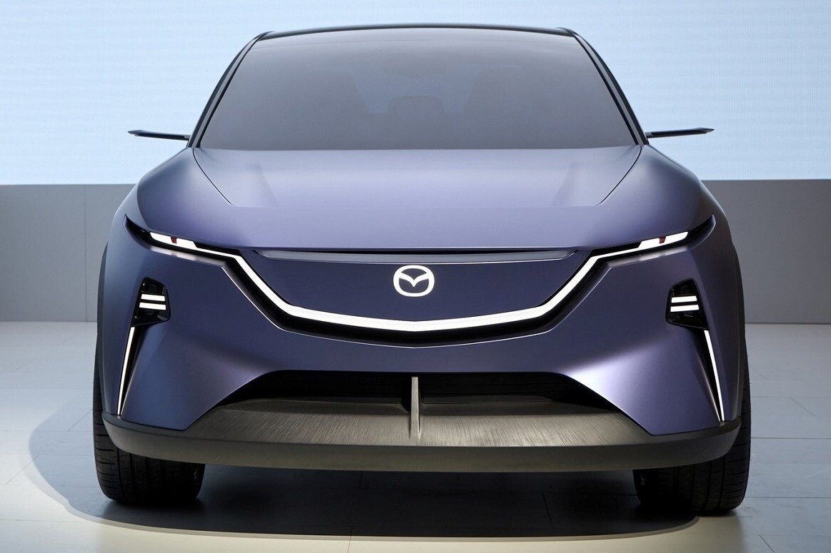     Ущипните меня: Mazda запатентовала 6-тактный двигатель, который сам  для себя делает водород