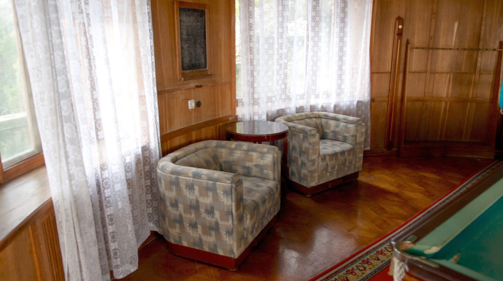    Почему Сталин не купался в Черном море несмотря на его рукой подать