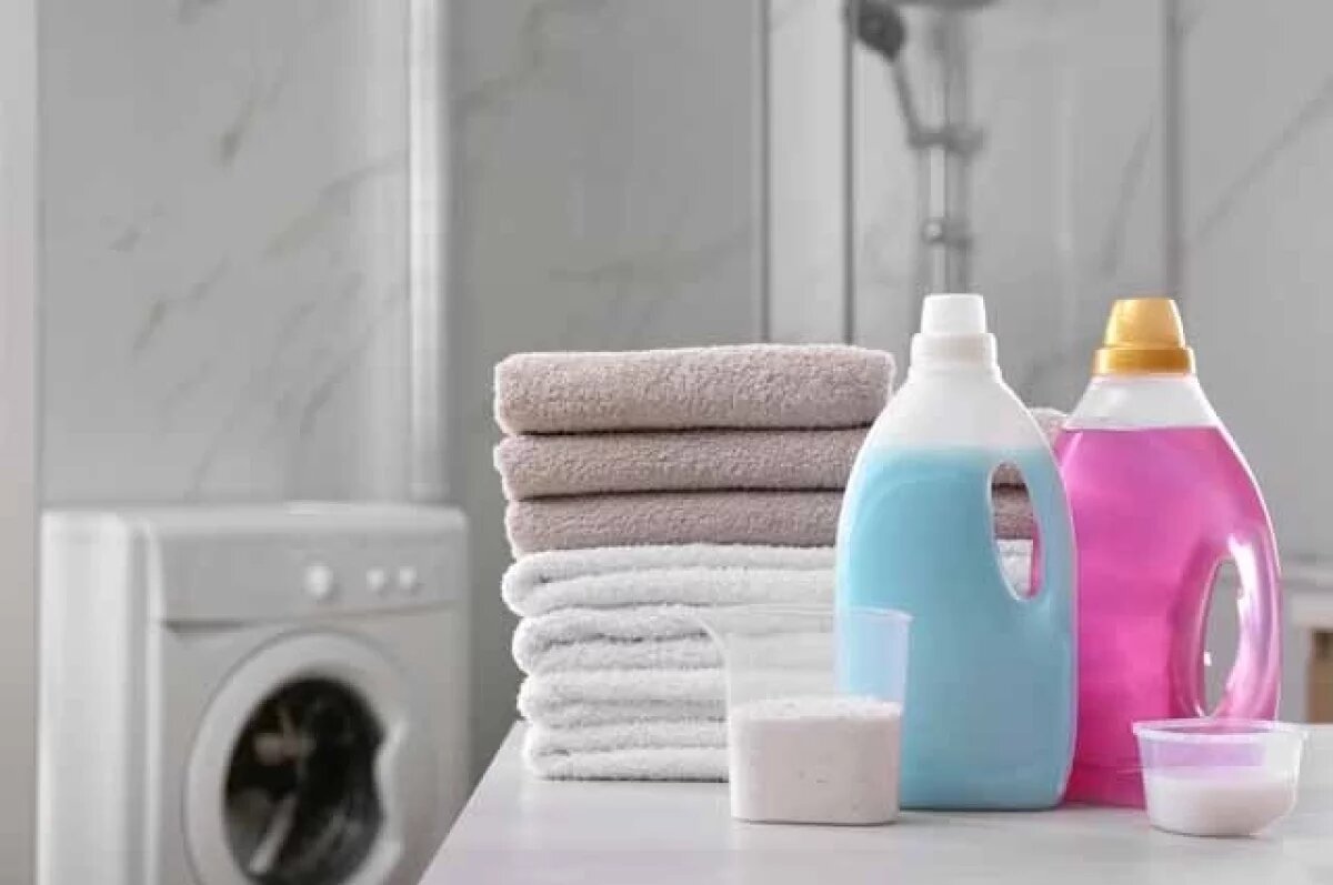    Кондиционер может приводить к появлению на одежде пятен, которые накапливаются и становятся все больше.