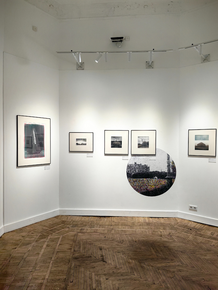 Экспозиция «Осторожно раскрашено» в РОСФОТО