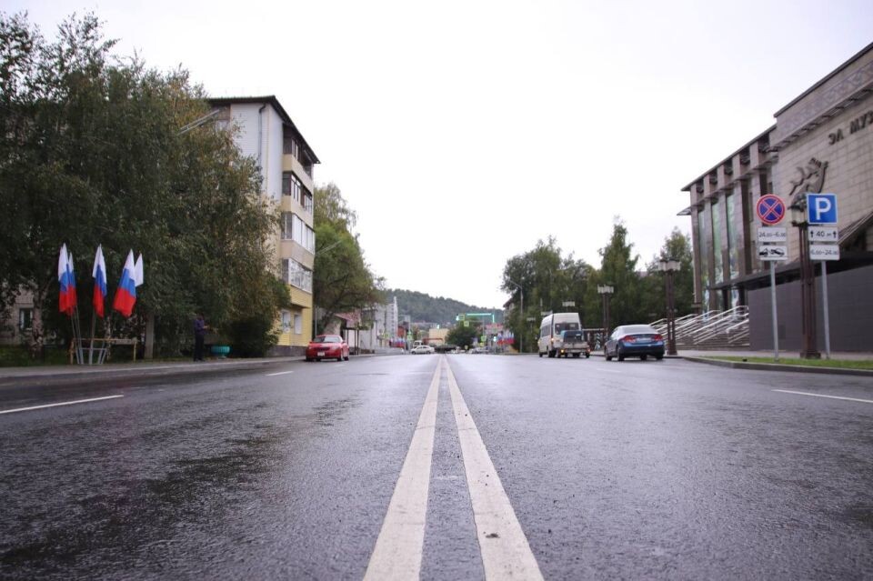    Открытие движения по улице Чорос-Гуркина в Горно-Алтайске. Источник: t.me/turchak_andrey