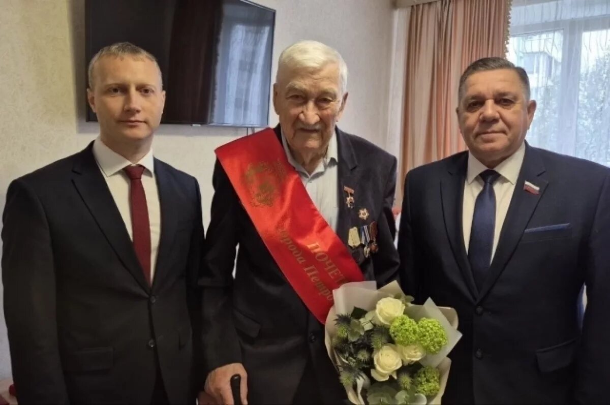    Знак «Почетный гражданин Петропавловска-Камчатского» вручили ветеранам