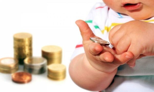 Сегодня поступит единое пособие на детей и пособие по уходу за ребенком