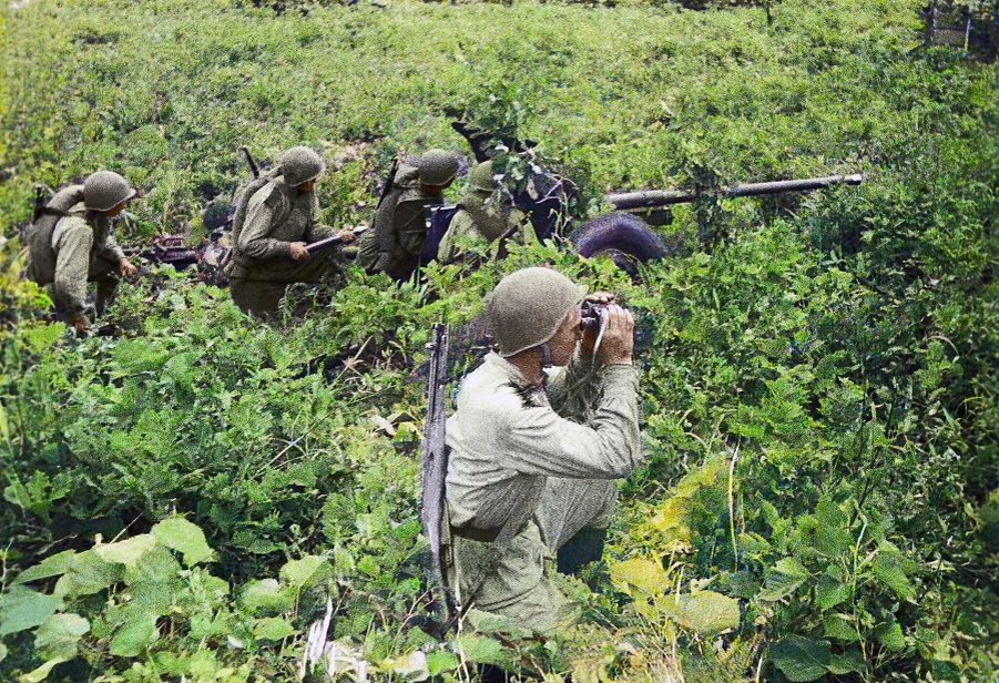 Артиллеристы 1-го Дальневосточного фронта Красной Армии во время советско-японской войны - Фото: Александр Становов/ТАСС