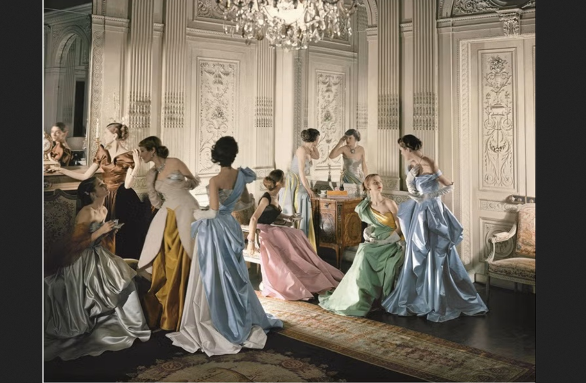 Сесил Битон. Модели в платьях от Чарльза Джеймса. Фото 1948 года.