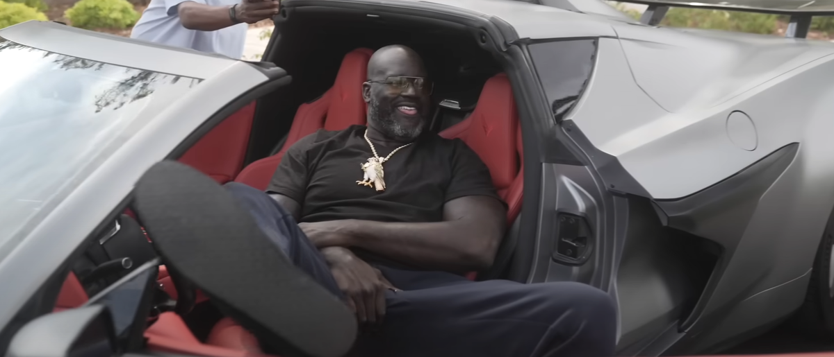 Кадр из видео Effortless Motors  📷
