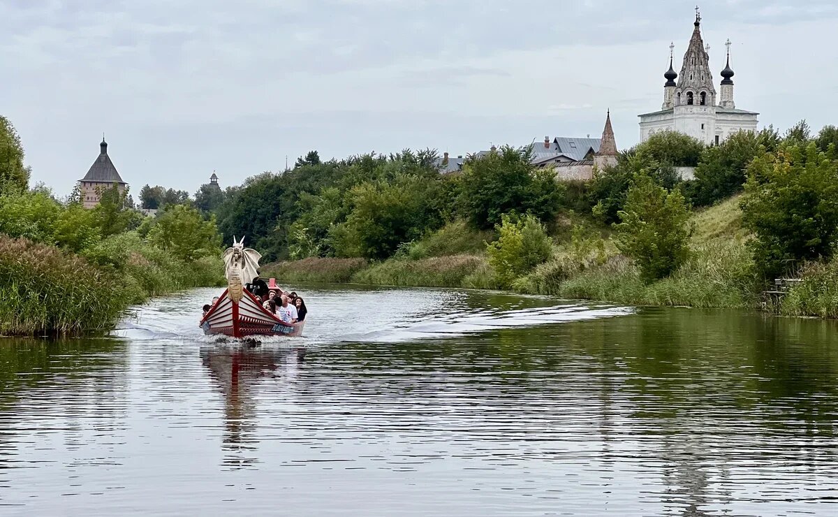    Сколько стоит съездить в Суздаль на машине на пару дней: считаем все траты