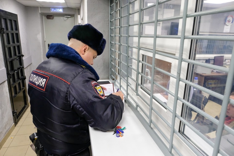    Обстоятельства ЧП выясняют полицейские. Артем КИЛЬКИН