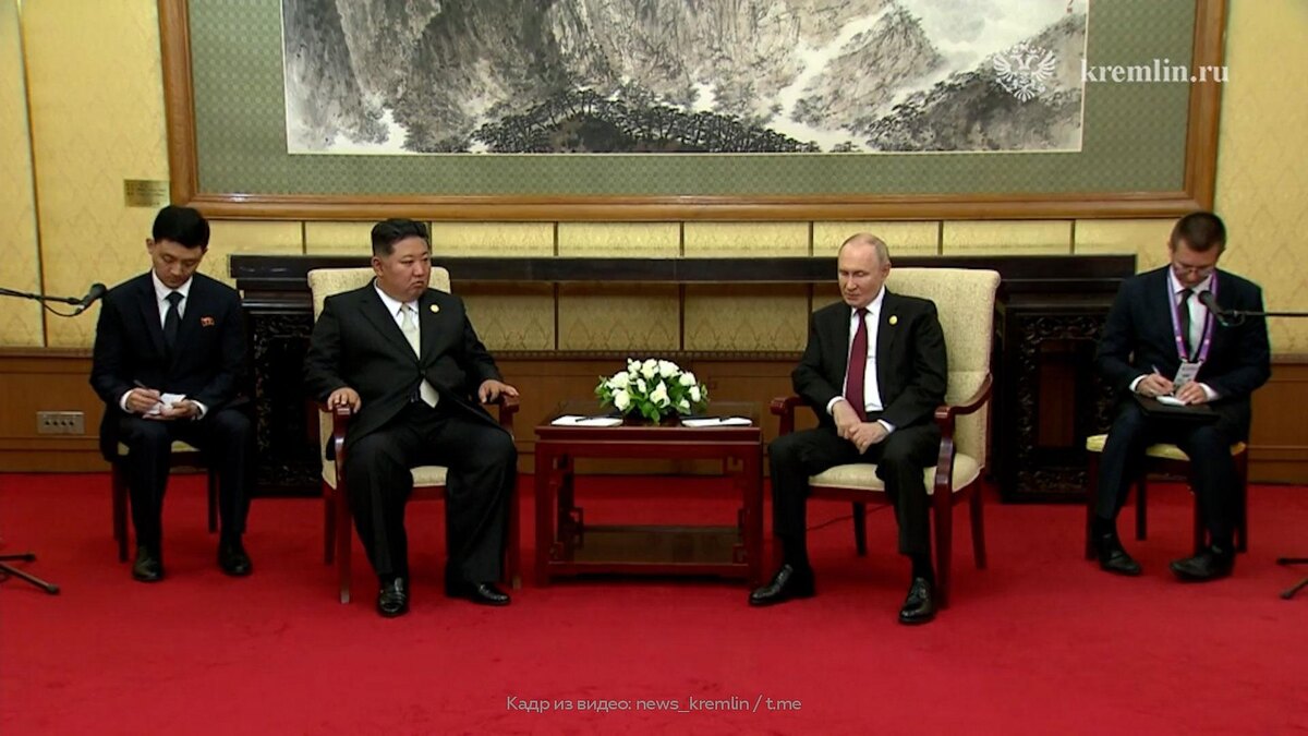    Путин: парад в Пекине прошел блестяще