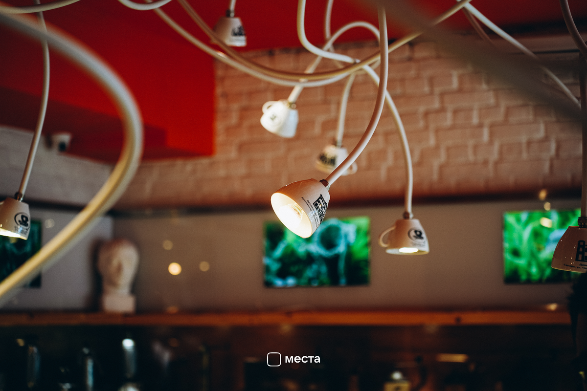 В «Белой чашке»