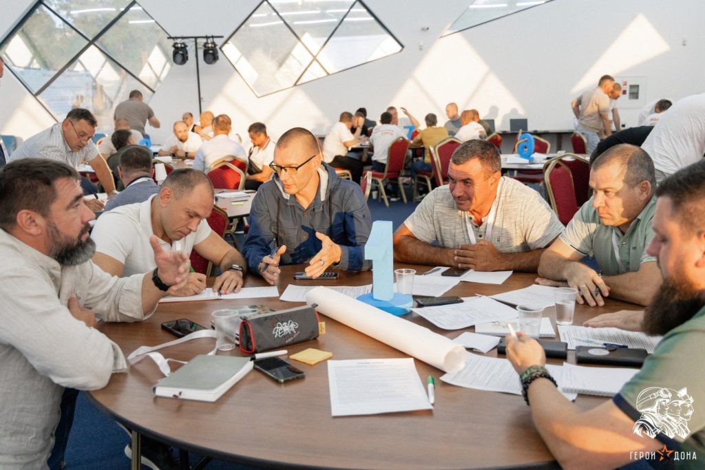 Листайте вправо, чтобы увидеть больше изображений