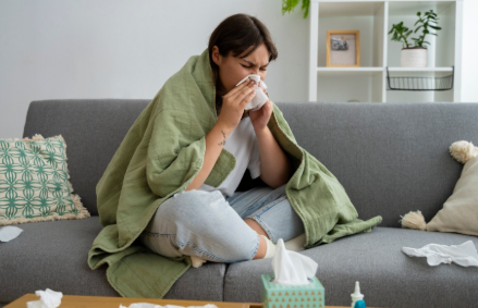Частые ОРВИ — это не просто неудобство. Каждая болезнь истощает иммунную систему еще больше, создавая замкнутый круг.