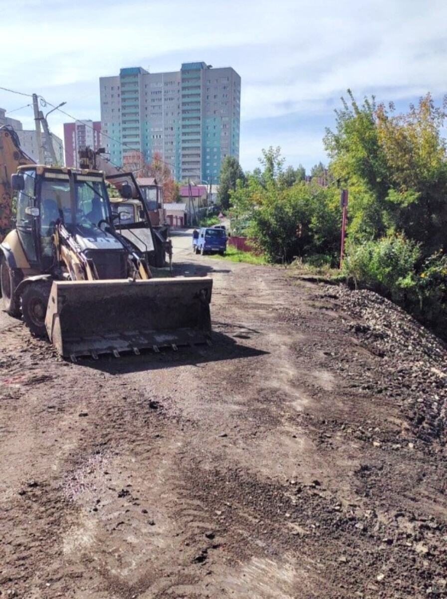    Ремонт дамбы в Барнауле. Источник: barnaul.org