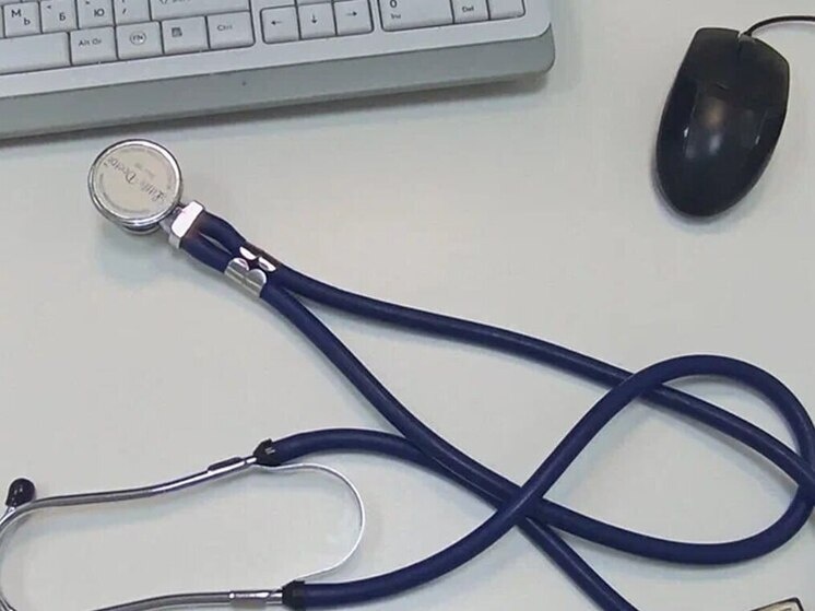     Теперь новгородцы не могут болеть более трех дней, если за полгода получили четыре листа нетрудоспособности. Фото: МК в Великом Новгороде