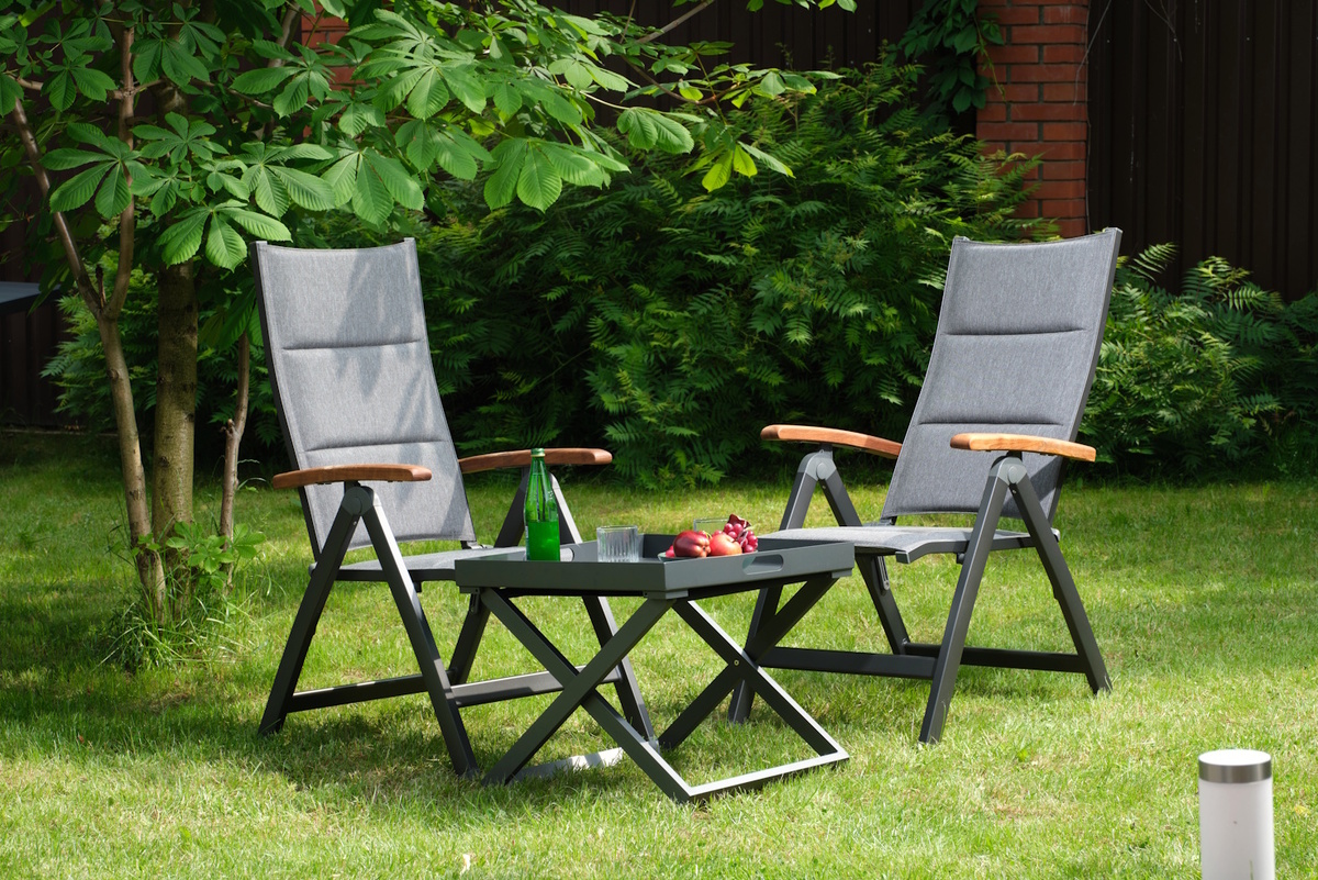 Складной столик для дачи, складные стулья, стулья-реклайнеры