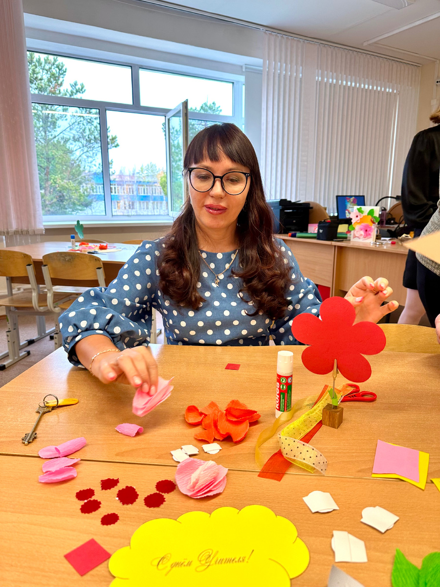 Учителю нужно восстановить нервную систему.