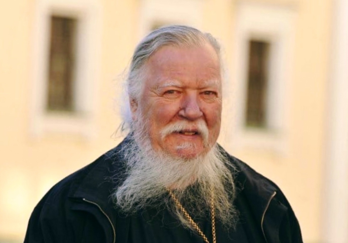 Димитрий Смирнов (07.03.1951 — 21.10.2020 гг.) — протоиерей, церковный и общественный деятель.