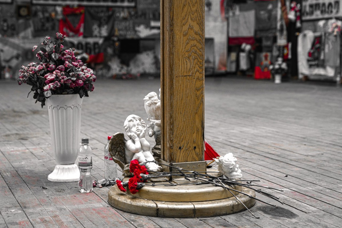    В Югре прошли акции памяти, посвящённые Дню солидарности в борьбе с терроризмом