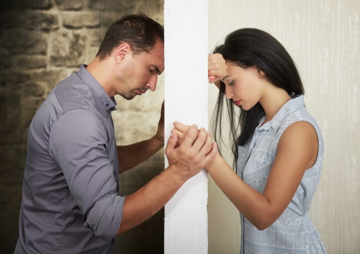 Когда «стена» из родовых установок становится третьим лишним в ваших отношениях.