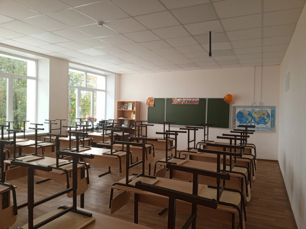    В деревне Шихово открыли школу после капитального ремонта