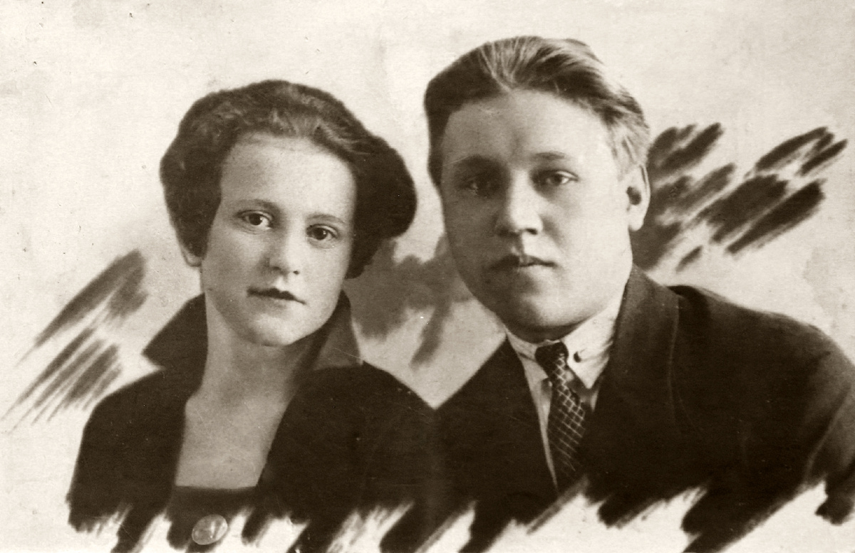 Андрей Иванович Шаталов с женой Клавдией