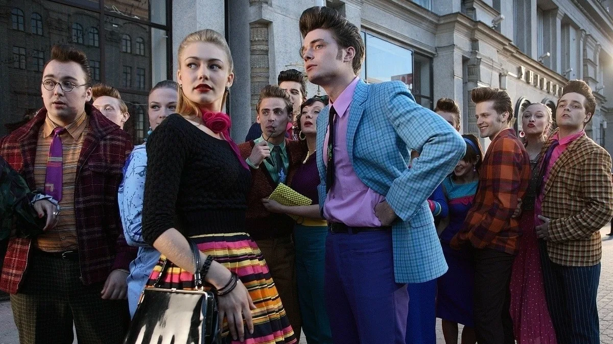 Источник: https://m.5-tv.ru/tabloid/251753/zanimi-budusee-kultovye-filmy-pro-molodez-raznyh-desatiletij/