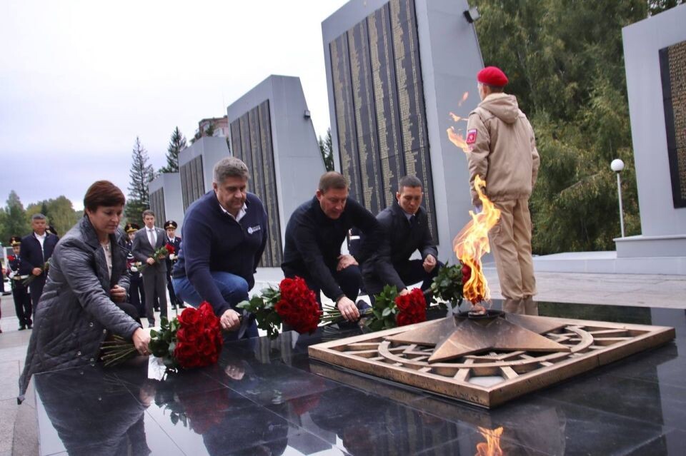    Память героев Второй мировой войны почтили в Республике Алтай. Источник: t.me/turchak_andrey