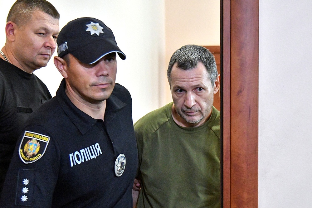    Михаил Сцельников в зале суда признался в убийстве Парубия. "Это моя месть лично украинской власти", - заявил он. / REUTERS