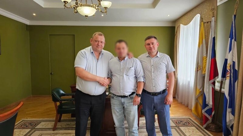    Николай Бондаренко встретился с бойцом СВО из Юцы Фото: Администрация Предгорного округа