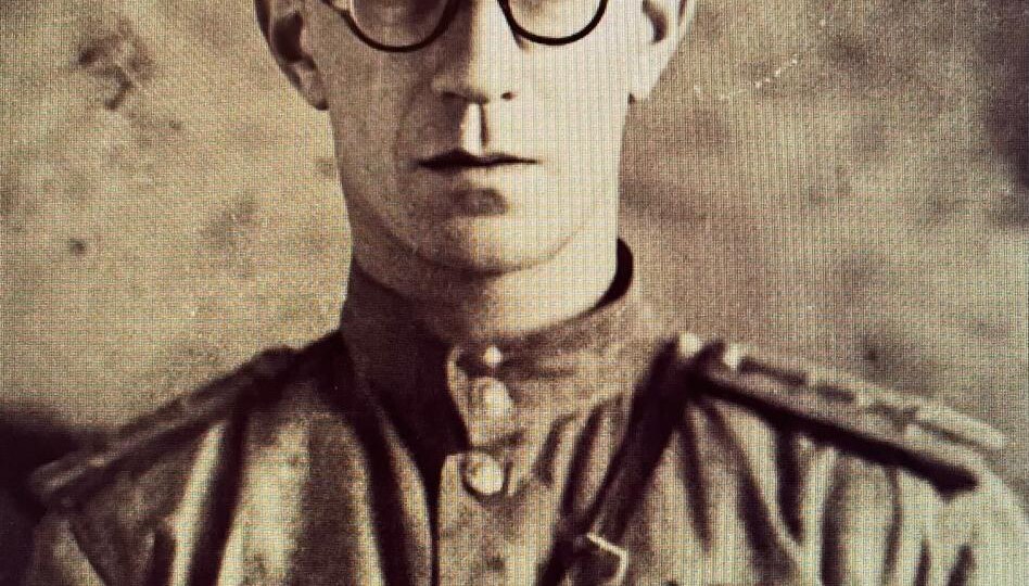 Поэт-фронтовик Сергей Островой: "И пусть тебя потомки помянут хорошей песней"