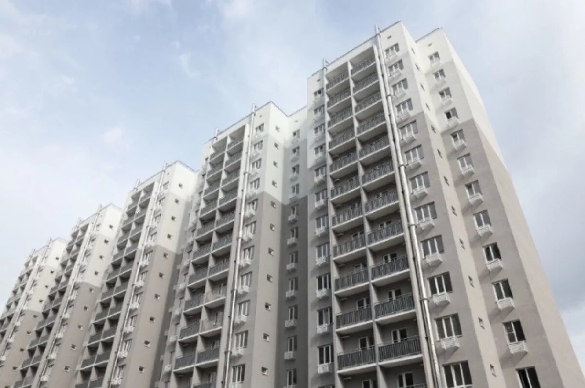    В Астрахани продолжается выдача квартир для переселенцев из ветхого жилья