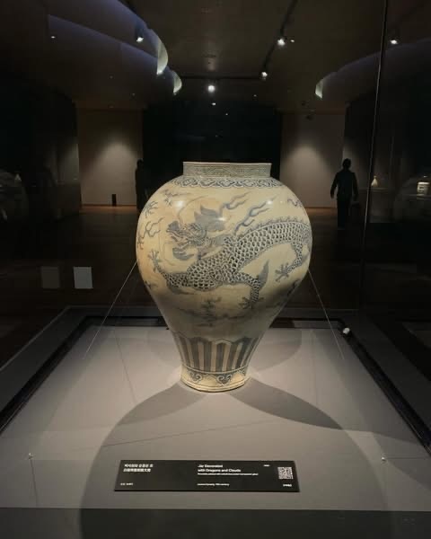 Ваза эпохи Чосон