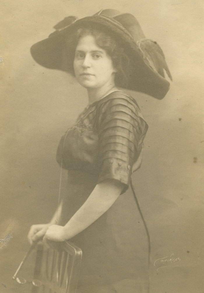 Кашина Л.И. в 1914 году. С сайта ru.wikipedia.org