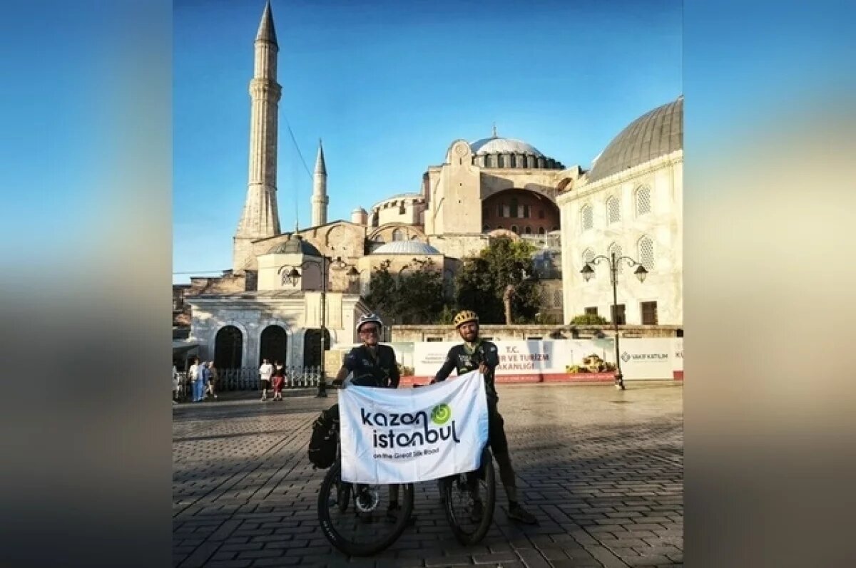    4200 км на велосипедах.