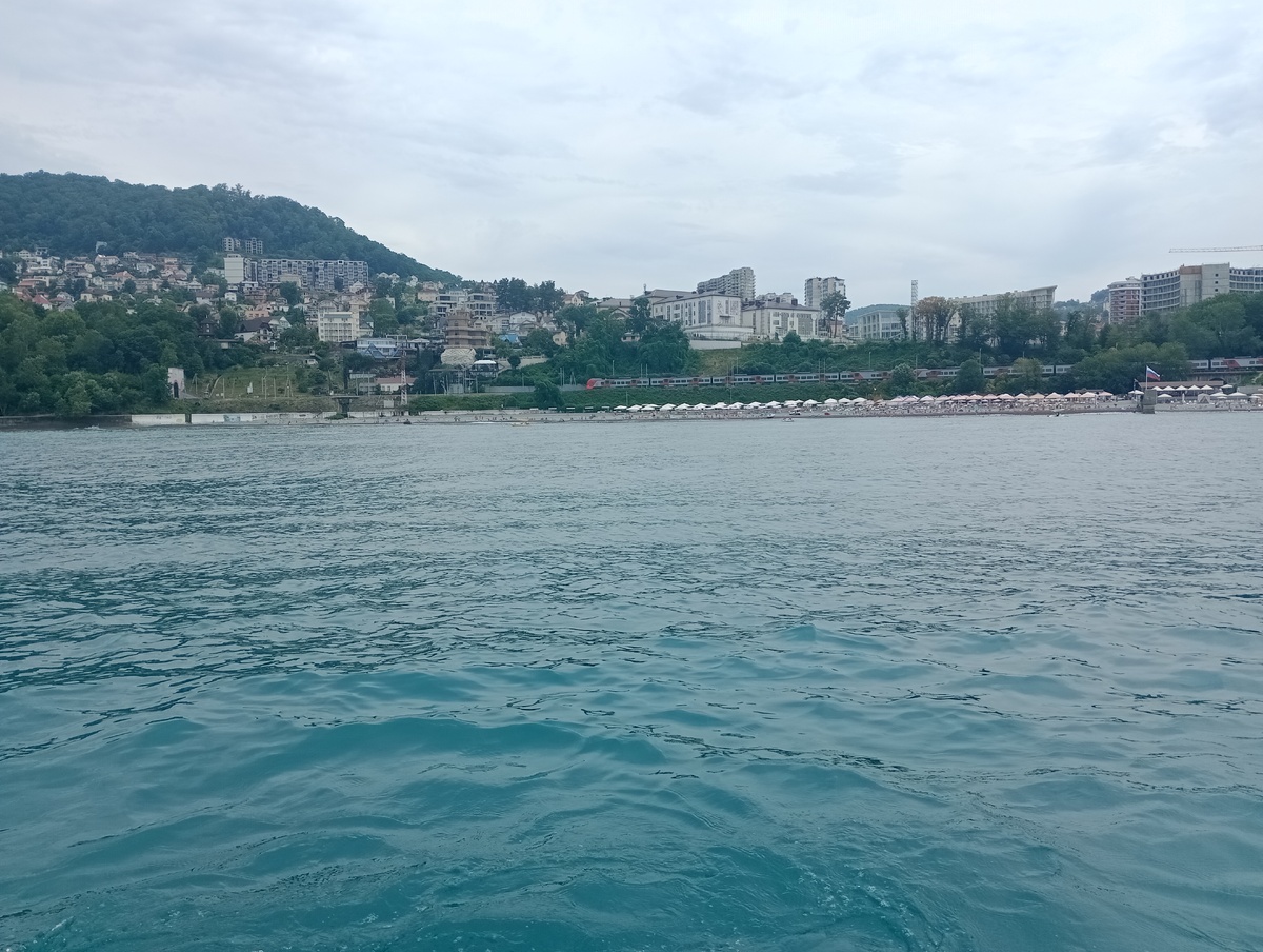 Виды на Сочи с моря :) Фото автора
