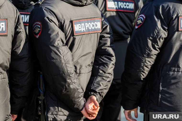  Силовиков стянули в поселок под Екатеринбургом, где ищут сбежавших арестантов  📷
