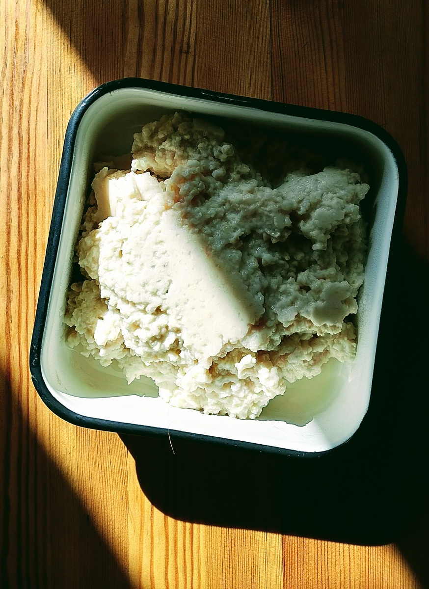 Остатки каши вчерашней