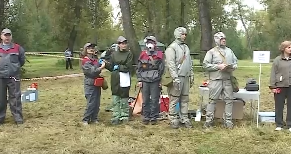     В Красноярске прошли учебные соревнования для сотрудников центра гигиены