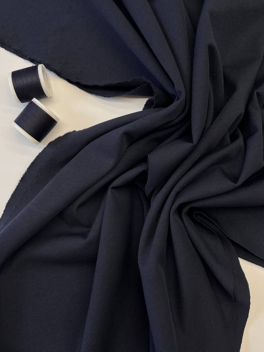  трикотаж вискоза 95% эластан 5% 
Ширина: 144 см 
Артикул: 2201136 
Цена: 2850₽/м 