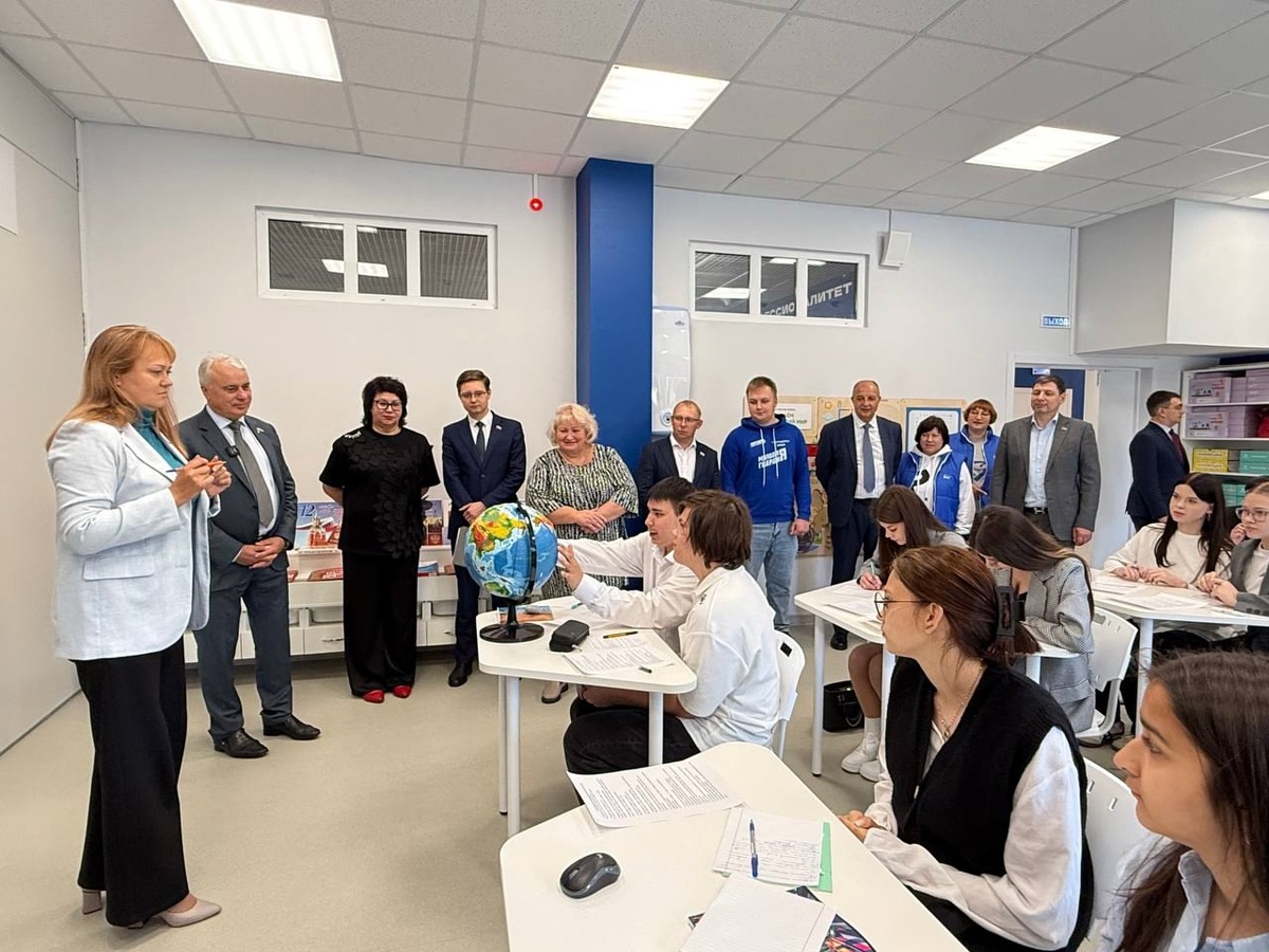    Единороссы обсудили инновационные подходы и оборудование Ханты-Мансийского ТПК