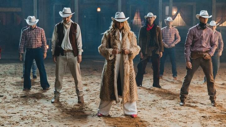  Фото: Москва слезам не верит. Всё только начинается. 2025 год