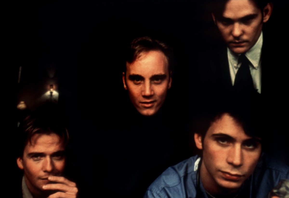 Кадр из фильма «Короли самоубийства» (1997)