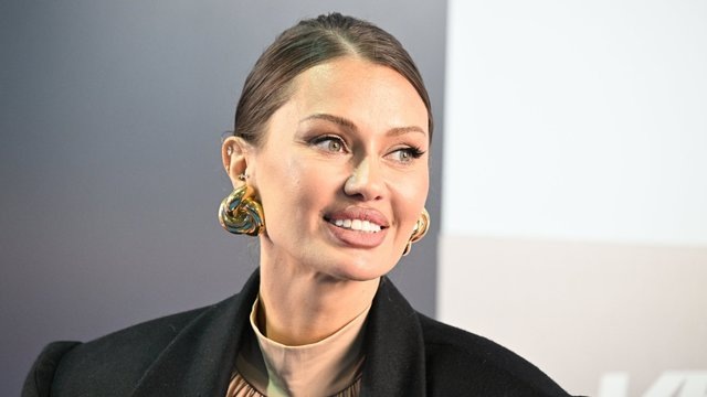 Платье Виктории Бони вошло в топ-3 лучших нарядов Венецианского фестиваля
