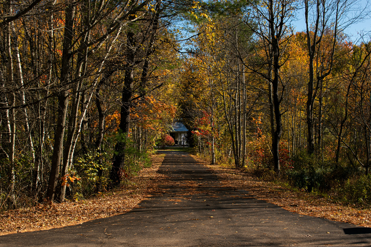 Если к участку нельзя подъехать и подойти, то как им пользоваться?