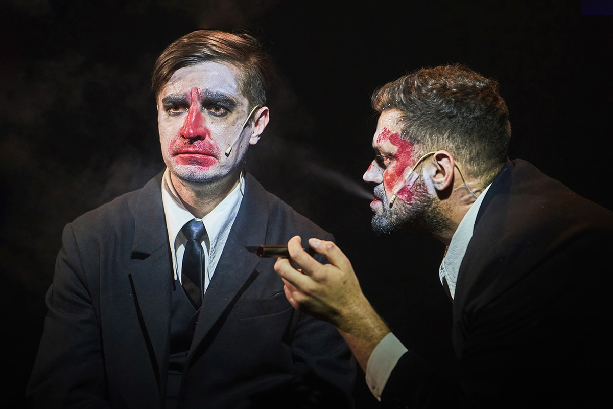    Сцена из спектакля «Скасска»