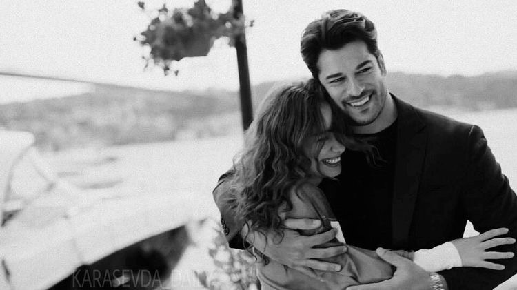 Кадр из сериала «Черная любовь» (2015).