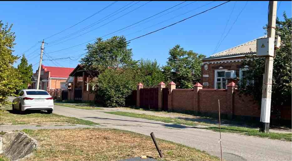 Станица Егорлыкская Ростовской области - заехали в магазин за подарочками для Тео. Фото автора канала