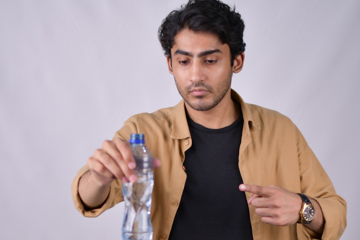     Инкубатор для бактерий: какую опасность представляет обычная бутылка воды